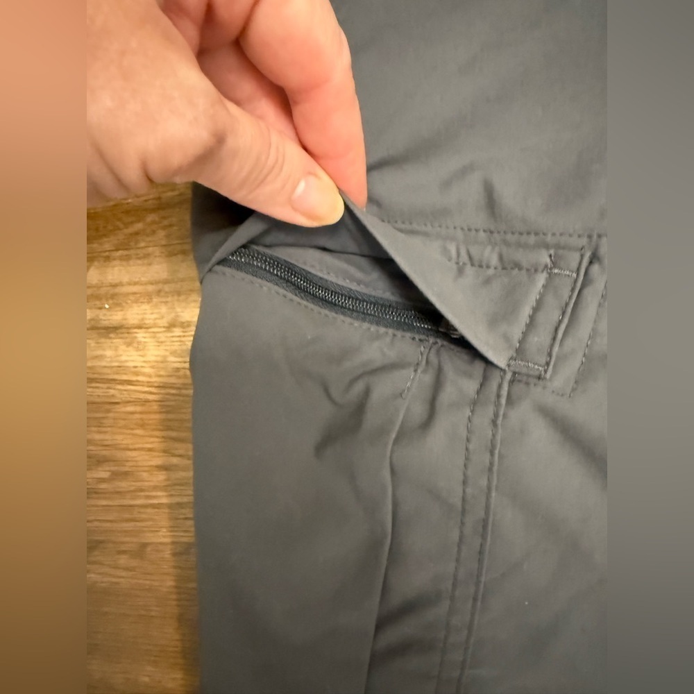 REI women’s Gray convertible hiking walking camping pants shorts nylon 28x30 EUC - Picture 6 of 12